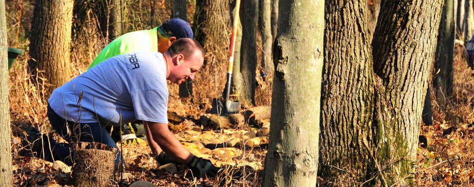 Trail Maintenance Day in Mercer County Park - Nov 2016